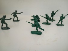  8 CUSTOM 1:32 Airfix German British army figures Officer soldiers lot 