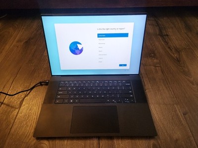 Dell XPS 9700 17 Intel Core i7-10750H 32GB RAM NVidia GeForce 3840 x 2400 Laptop