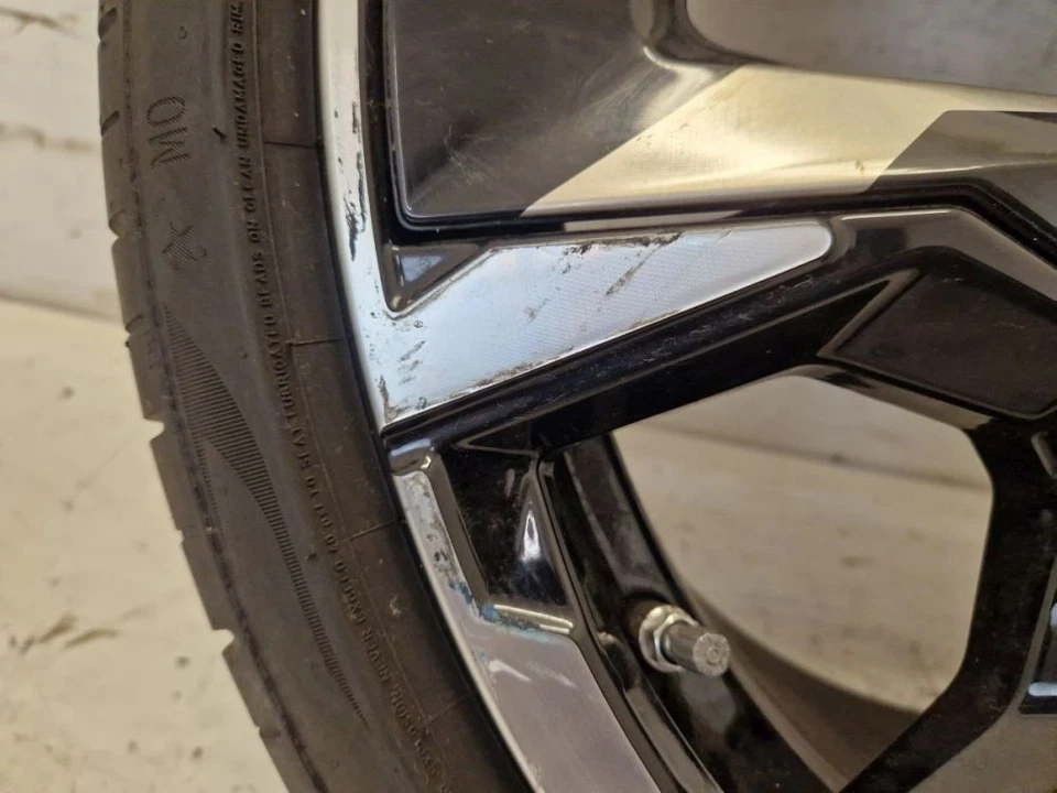 Komplettrad Sommerreifen275/30R21 98Y/10Jx21 H2 ET46 LK5x112x66,5 Pirelli - Bild 4 von 4