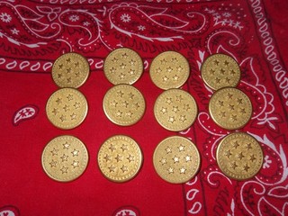 LOT OF 12 LARGE (27MM) GOLD PLATED PATRIOTIC BUTTONS MADE FOR CENTENNIAL D EVAN