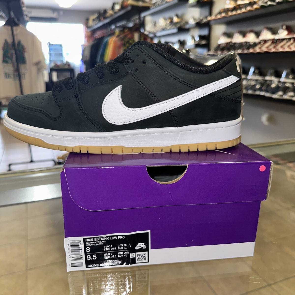 靴 Nike SB Dunk Low Pro CD2563-006 BLACK 27 Sz 8-14 Nike SB Dunk Low Pro Black Gum White CD2563-006 | eBay
