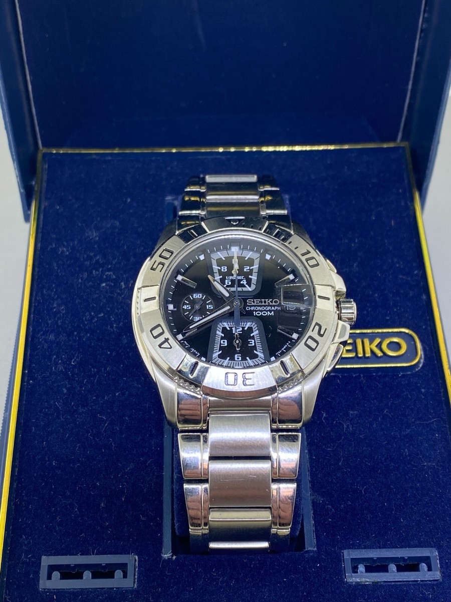SEIKO 7T92 Chronograph Tachymeter Men's Watch - 100M Stainless