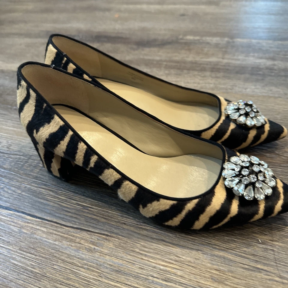 ANN TAYLOR Tacones Estampado Animal con Estrás Talla EE. UU. 8M Muy Elegante Foto 3 de 4