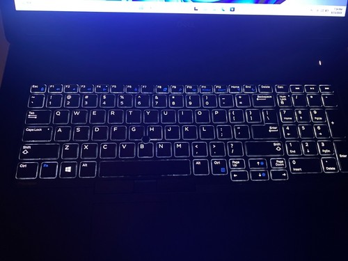 Dell PRECISION 7730 17.3" , 16GB, 1 TB, , Win11, Office, Camera, Backlit Key - Picture 9 of 10