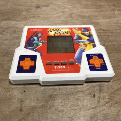 Vintage 1991 Tiger Electronics Ninja Fighter Handheld Game Works
