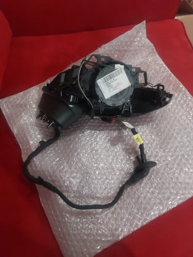 2022-2024 Audi E-tron GT  Right Side Mirror Assembly. OEM USED EXCELLENT 