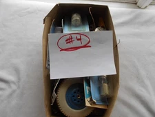 MECCANO/ERECTOR X 140 PIECES(RED/GREEN-ASST)#4)+(200 SMALL PCES ON STRINGS)=340