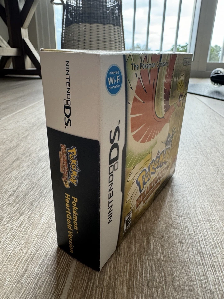 Pokémon: HeartGold Version Complete Edition (Nintendo DS, 2010) - Image 3 of 4