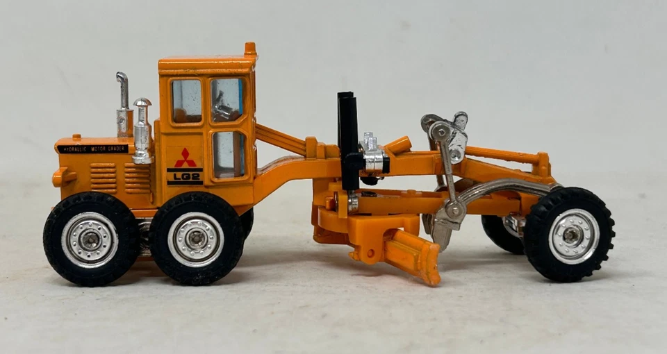 Mini motoniveladora Mitsubishi vintage años 70 Die Cast Shinsei Power Nº 26 BONITA Foto 2 de 4