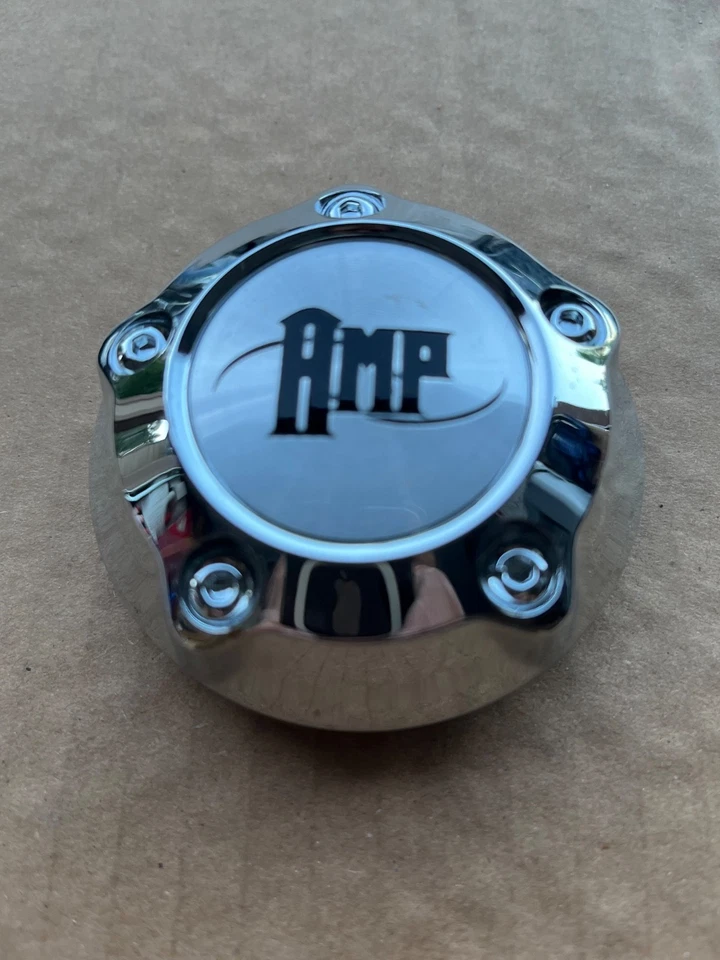 AMP Whell Center Cap Used Good 1 piece part # 8510-16 F202-17 047K69 - Image 2 of 4