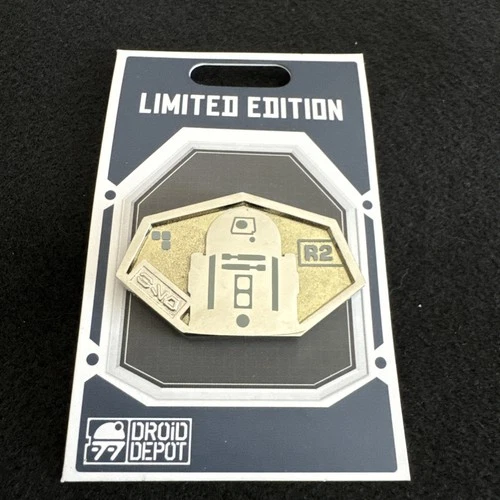 R2 - Droid Depot - Star Wars Galaxy’s Edge