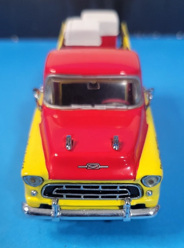 Matchbox Collectibles Coca Cola 1957 Chevy Truck 1:43 Scale YPC01-M COA Box - Image 4 of 4
