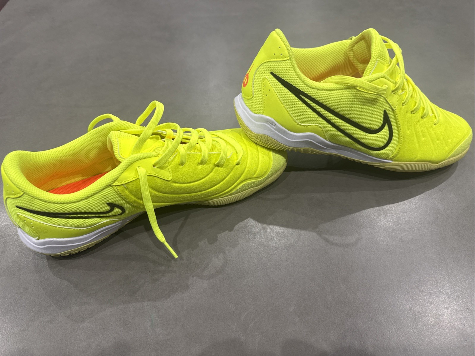 Zapatillas Nike Tiempo Amarillo Fluor