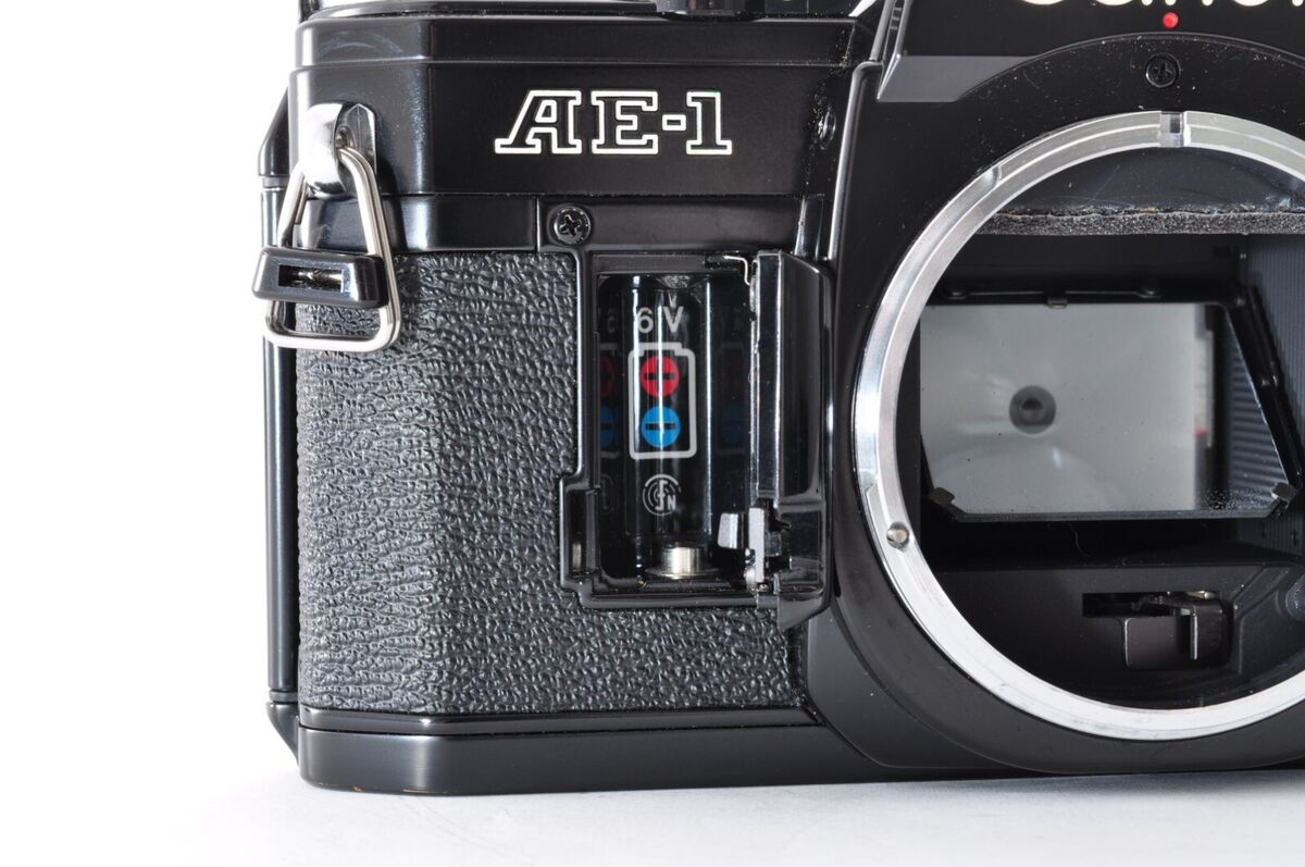 Canon AE-1 Black / Lens FD 50mm f/1.4 Excellent+5 SLR film Canon AE-1 Black / Lens FD 50mm f/1.4 Excellent+5 SLR film