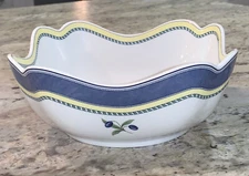 Wedgwood TUSCANY COLLECTION  8" Square Salad Serving Bowl