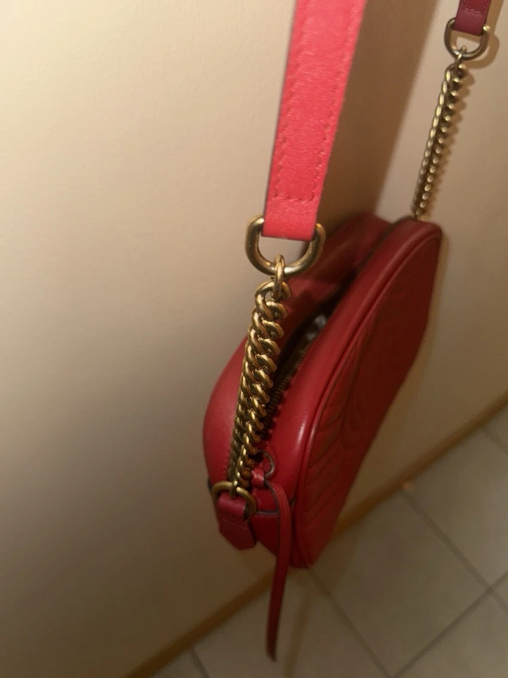 Authentic Gucci GG Marmont Matelasse Red Mini Shoulder Bag Calf Crossbody - Image 4 of 4