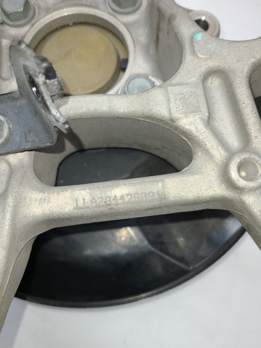 2017-2019 Honda CR-V Rear Left Passenger Side Knuckle & Hub (LH) OEM 42200TLB - Picture 8 of 15