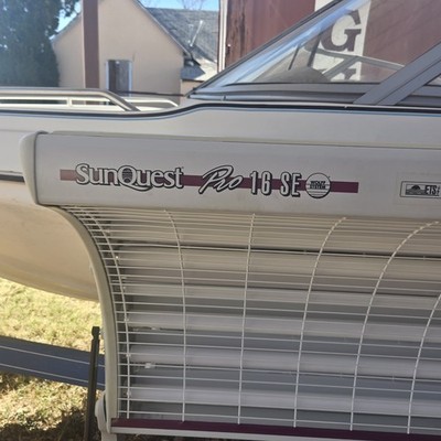 SunQuest Pro 16 SE Tanning Bed Wolff System 16 Lamps 100W Indoor Home Sunbed