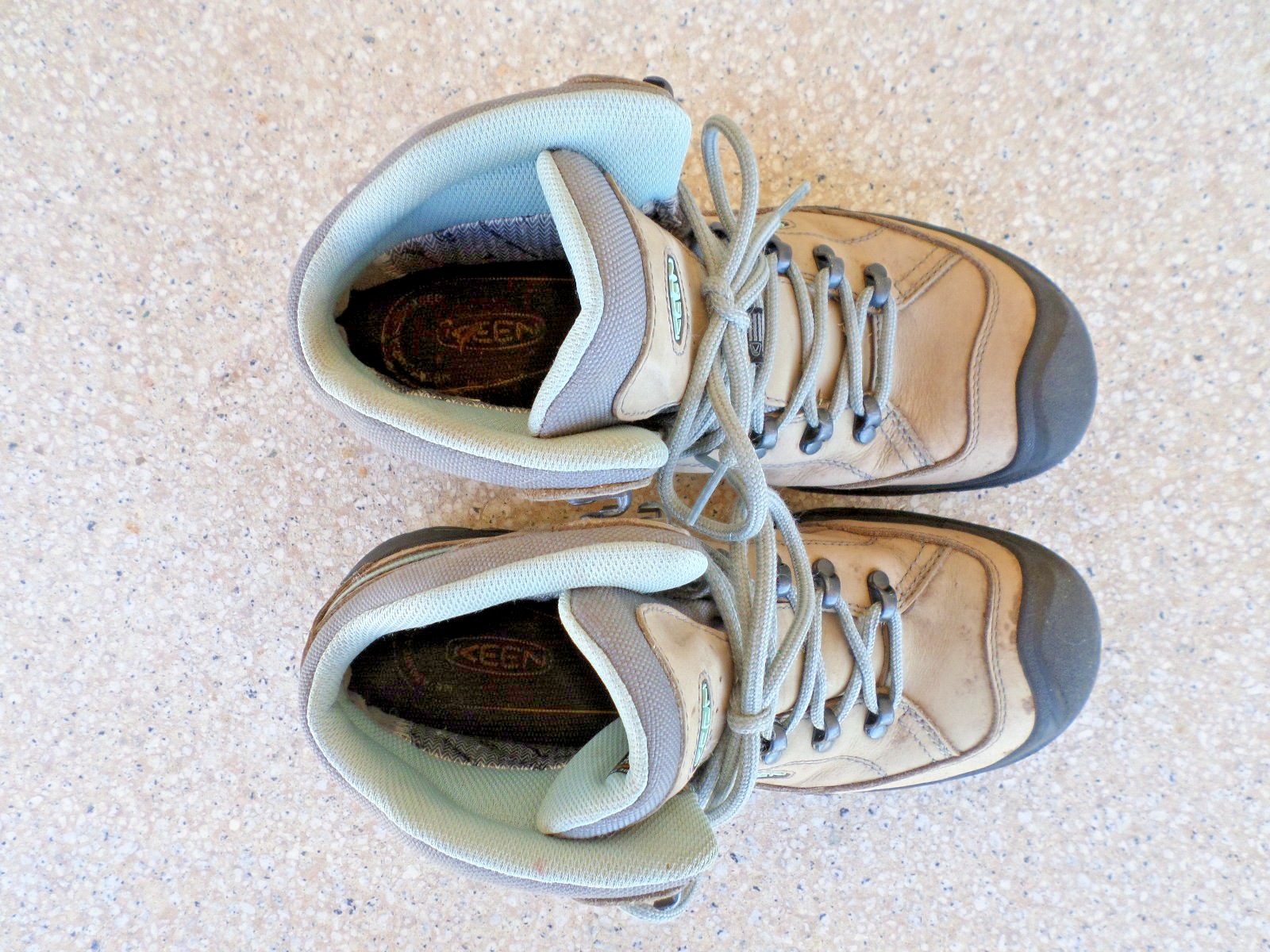 Keen Durand II Stivali da trekking impermeabili in pelle marrone medio. Donna 10 #1020776