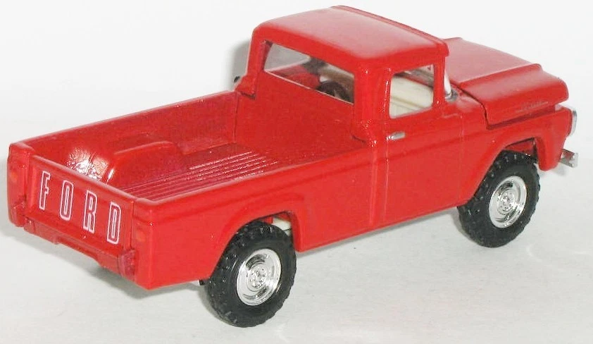 1/64 = 59 Ford F-250 1959 = capó de 3/4 toneladas y portón trasero abierto = camioneta pickup 4x4 Foto 2 de 4