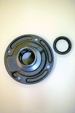 Saginaw 3 4 Speed Car Bearing Retainer W Seal Wt301-6
