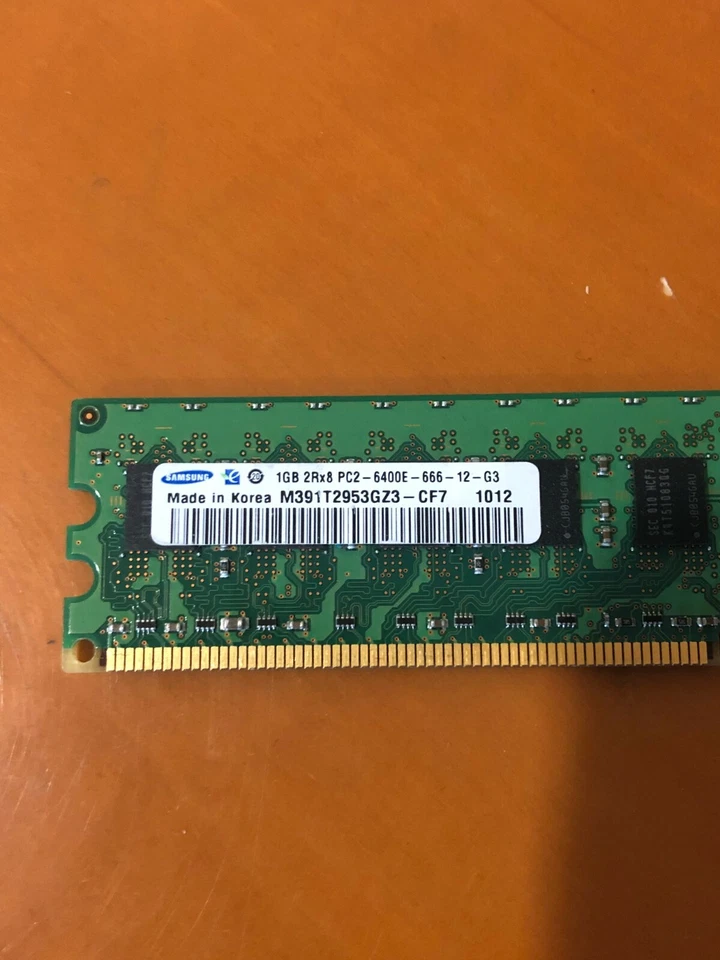 Samsung M391T2953GZ3-CF7 PC2-6400E-666-12-G3 P/N 445166-051 1GB Memory RAM - Image 3 of 4