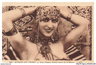 AOQP9 0664 ALGERIE - Scenes And Types - Young Woman Kabyle Decked Out de Ses