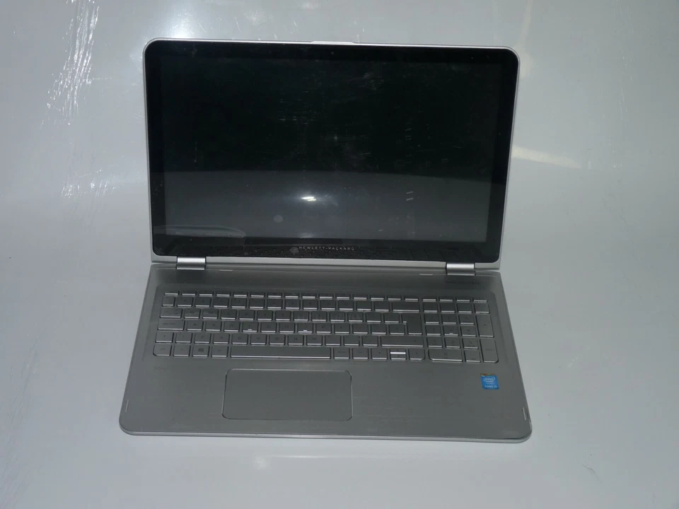 HP ENVY X360 2 in 1 laptop, 8GB RAM 15.6"  256GB SSD, Win 10 MS Office 2019 Pro - Image 3 of 4