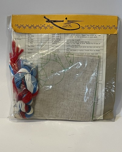 Vintage June Craft HOOP-N-FRAME Stitchery Kit Red White Blue Circle Patch 1974 - Picture 5 of 5