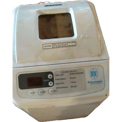 Toastmaster Bread Box 5823 White Bread Machine 1.5 lb 8 Program Timer 430W
