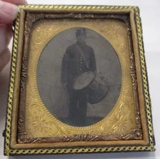 CIVIL WAR TIN TYPE HARRY KIEFFER DRUMMER SOLDIER  IN PART GUTTA PURCHA FRAME