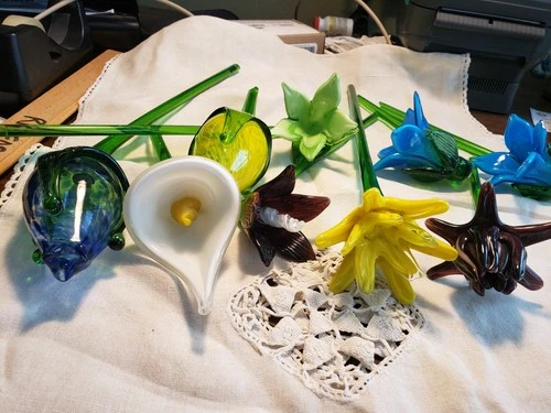 Vintage Set of 9 Murano Style Glass Spring Flowers Bouquet Hand Blown Lily  READ