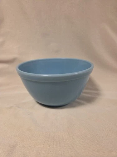 Vintane Pyrex Delphite Blue Number 402 1.5. Qt Nesting Mixing Bowl Made in USA