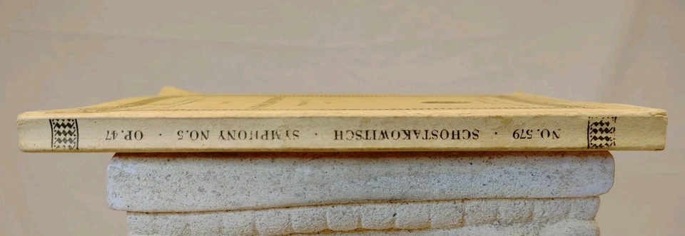 Shostakovich Symphony No 5 D minor Op 47 Eulenburg No 579 study score - Image 4 of 4