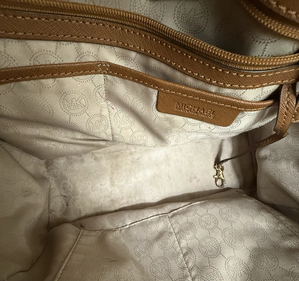 Bolsa tote Michael Kors Saffiano couro marrom bolsa de bagagem ferragem dourada - Imagem 4 de 4