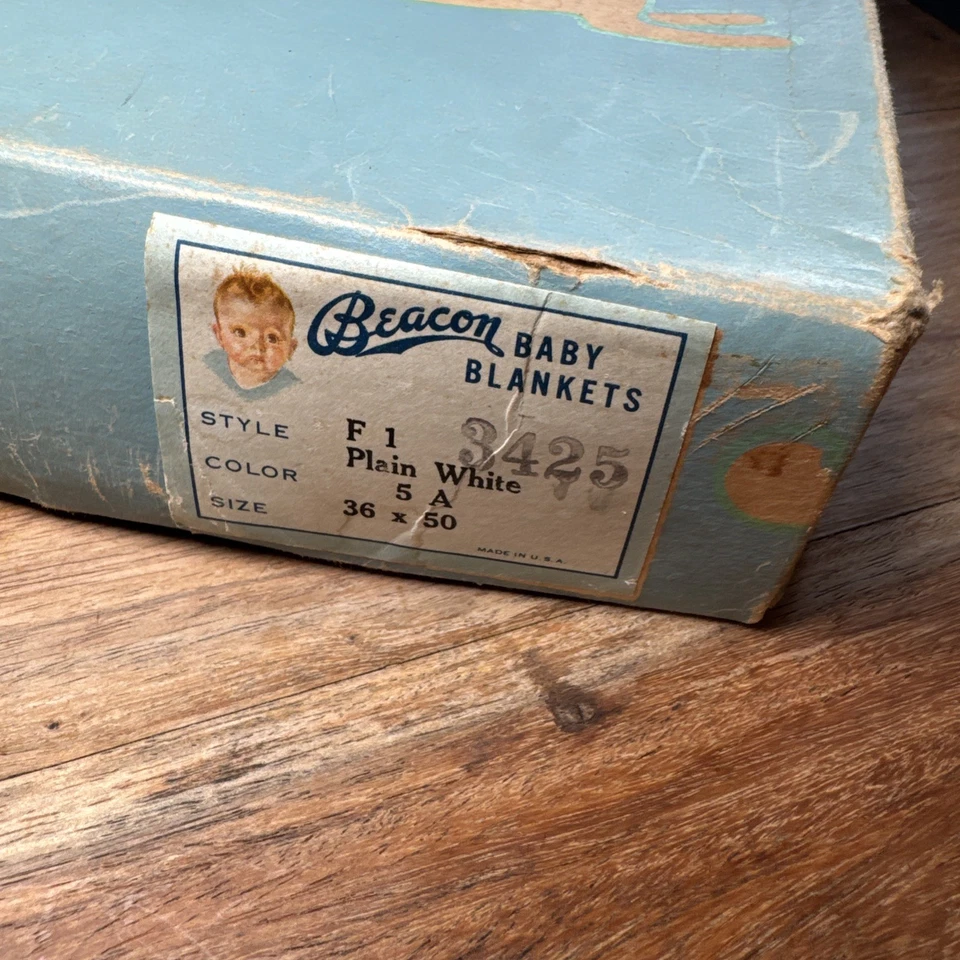 Manta Bebé Beacon Gruesa Blanca De Colección con Borde Satinado 36x50 En Caja Original Foto 3 de 4