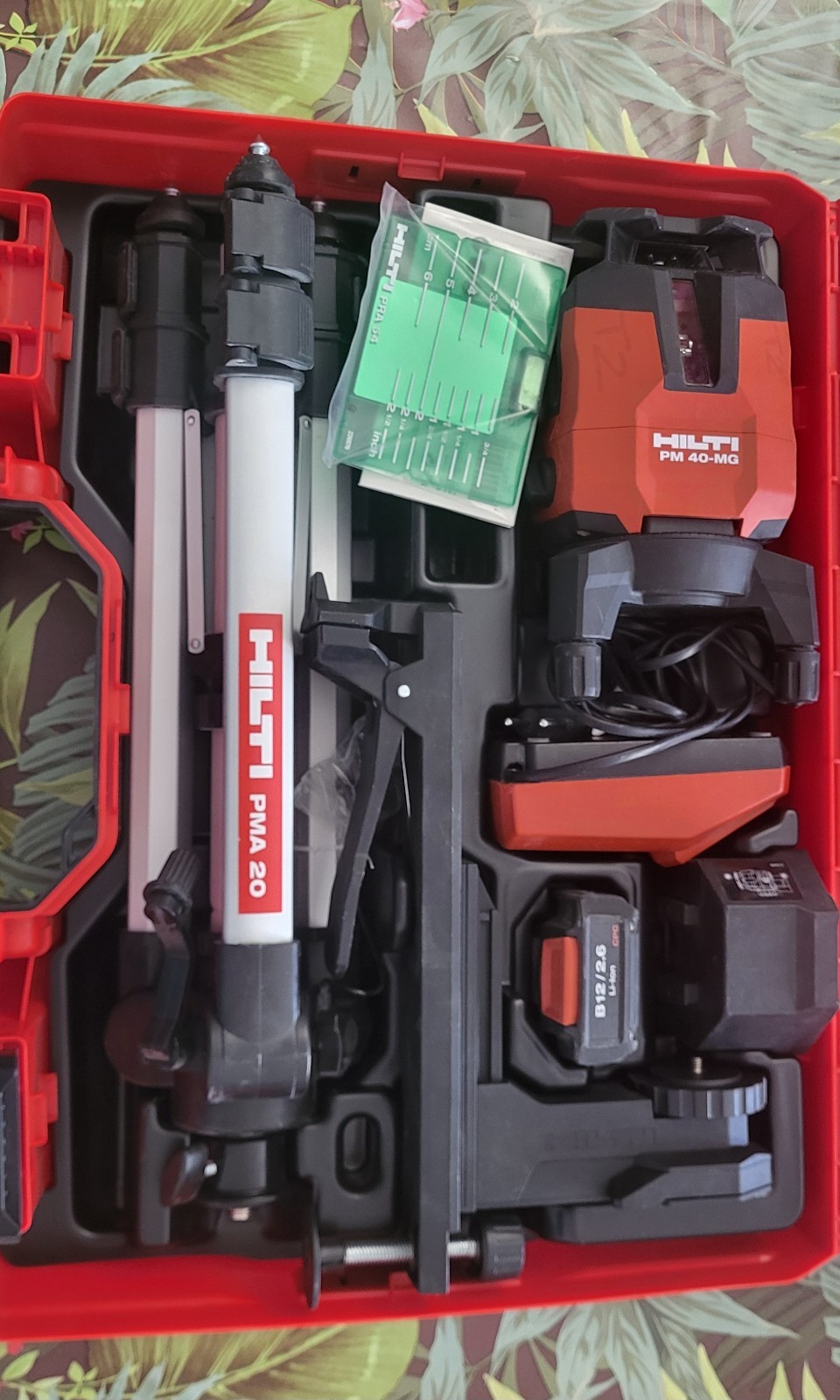 Hilti PM 40-MG laser multiligne affichage numérique avec mallette & accessoires