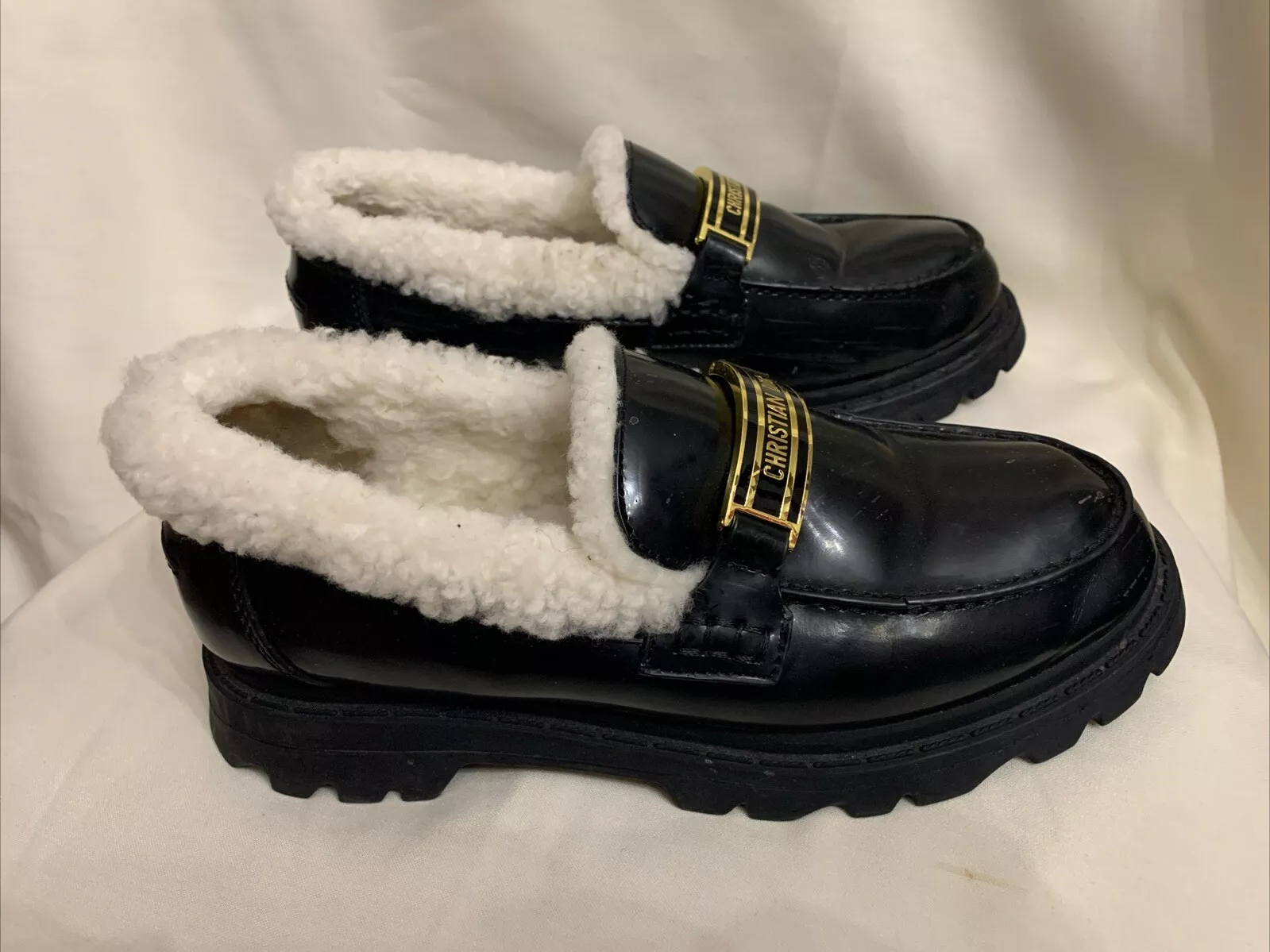 Mocassins femme Christian Dior noir gros veau et peau de mouton taille 41
