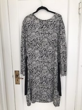 MODERN RARITY Shift Dress UK 18 Black/White Morris & Co Archive Floral VGC