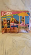 BARBIE HAWAIIAN FUN "BEACH PARTY" PLAY SET 7230 MATTEL 1990