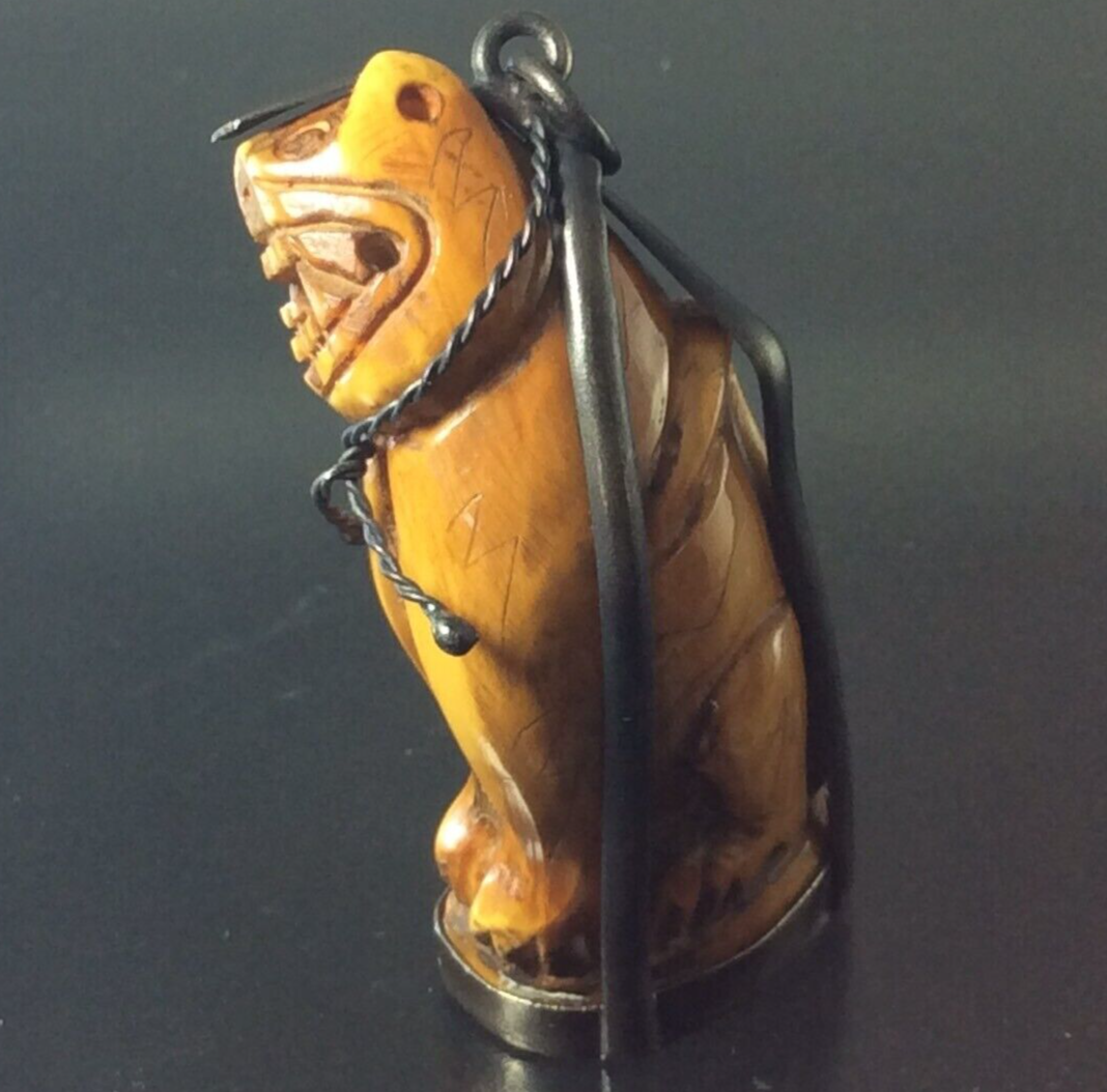 Sacred Tiger CARVED Amulet Thai PROTECTION Talisman SPIRITUAL Power Charm Lucky