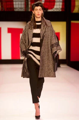 FALL WINTER 2013 ROBE-PULL FEMME T. L OVERSIZE JEAN PAUL GAULTIER 790e - Photo 1/4