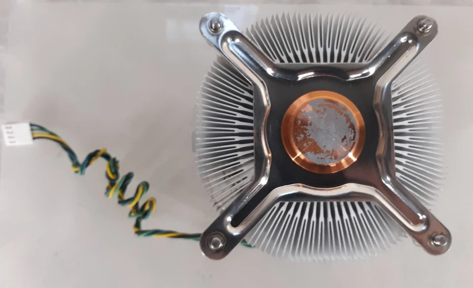 Intel Bundle Core i7-3930K SR0KY 3.20GHz Processor+OEM E94316-001 4-Pin Cooler - Image 4 of 4