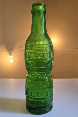 Emerald Green 1920's era BRANDYWINE SUGAR BEVERAGE Soda Pop Bottle 7 1/2 oz