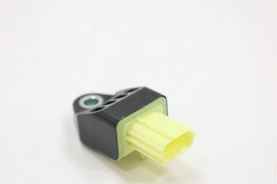 Датчик подушки безопасности 2020 TOYOTA 4RUNNER LH 8983160040 89831-08020 - Изображение 2 из 4