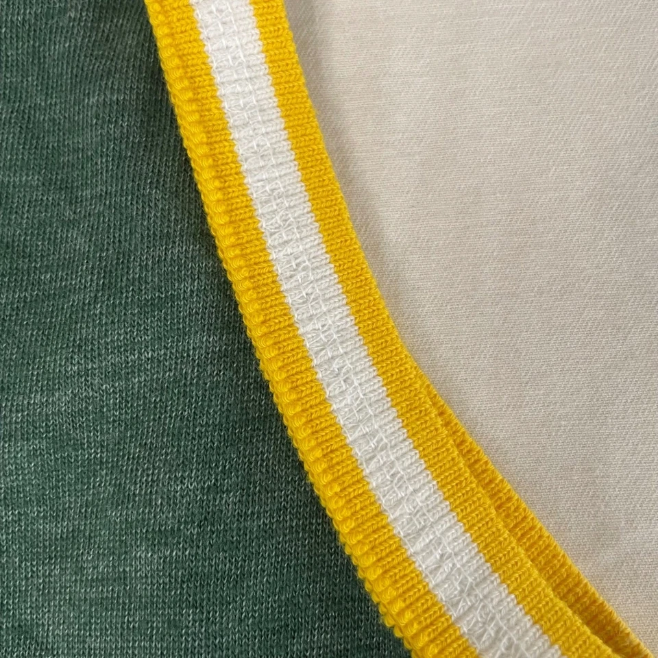 Regata Green Bay Packers NFL Team Apparel verde e amarela Football Go Pack Sm - Imagem 4 de 4