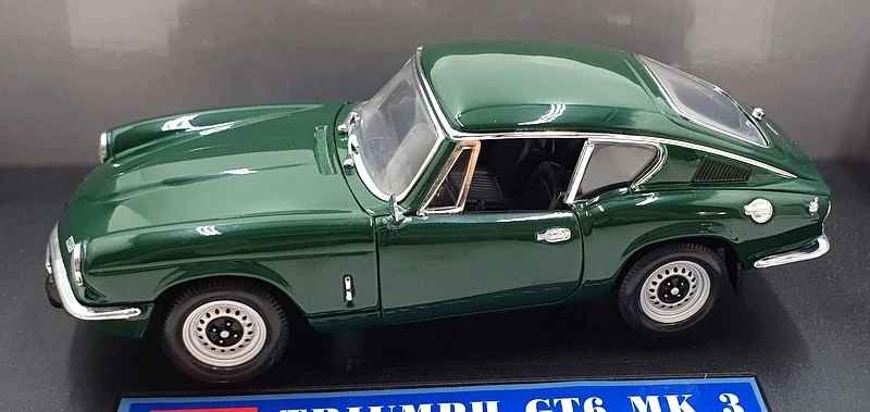 Sun Star 1/18 Scale Diecast 1055 Triumph GT6 MK3 - Dark Green - Image 4 of 4