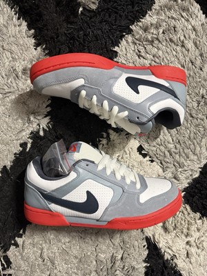 Size 10 - Nike SB Dunk Zoom Air Regime White  Pigeon  Brand new