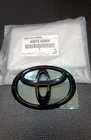 TOYOTA 10cm X 7cm BLACK GLOSSY COLOR LOGO EMBLEM BADGE FOR REAR TOYOTA