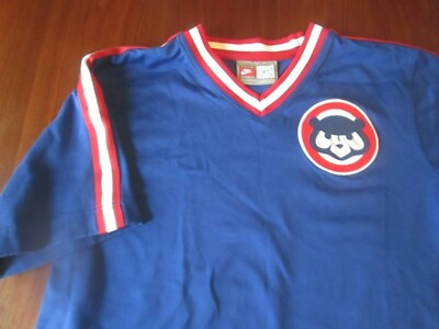 Vintage NIKE Team Sports Cooperstown Collection CHICAGO CUBS Jersey L Patch 